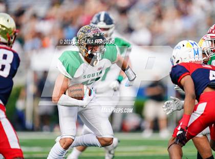 Thumbnail 3 in Phil Simms North vs South All Star Game photogallery.