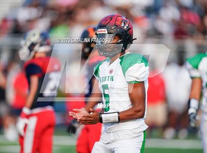Thumbnail 3 in Phil Simms North vs South All Star Game photogallery.
