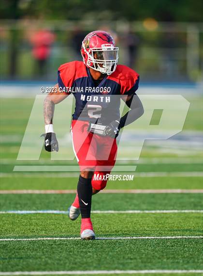 Thumbnail 1 in Phil Simms North vs South All Star Game photogallery.