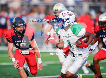 Thumbnail 1 in Phil Simms North vs South All Star Game photogallery.