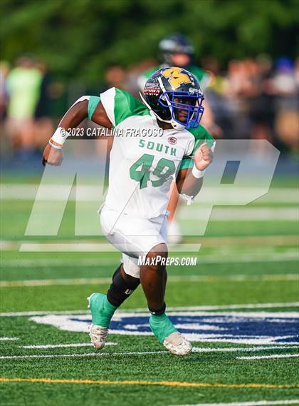 Thumbnail 1 in Phil Simms North vs South All Star Game photogallery.