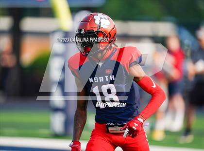 Thumbnail 3 in Phil Simms North vs South All Star Game photogallery.