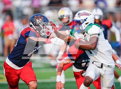 Thumbnail 3 in Phil Simms North vs South All Star Game photogallery.