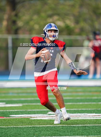 Thumbnail 2 in Phil Simms North vs South All Star Game photogallery.