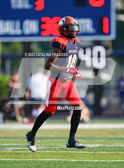 Thumbnail 2 in Phil Simms North vs South All Star Game photogallery.