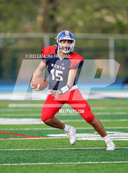 Thumbnail 1 in Phil Simms North vs South All Star Game photogallery.