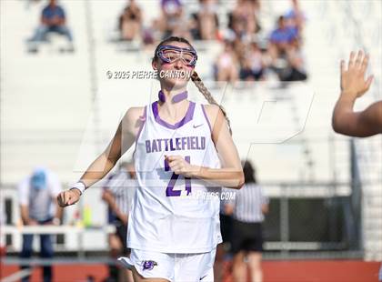 Thumbnail 3 in Yorktown vs Battlefield (VHSL Class 6 State Semifinal) photogallery.
