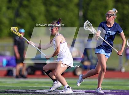 Thumbnail 1 in Yorktown vs Battlefield (VHSL Class 6 State Semifinal) photogallery.