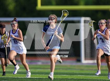 Thumbnail 3 in Yorktown vs Battlefield (VHSL Class 6 State Semifinal) photogallery.