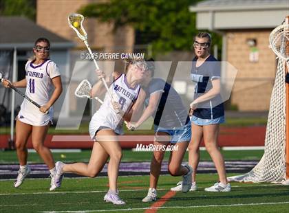 Thumbnail 1 in Yorktown vs Battlefield (VHSL Class 6 State Semifinal) photogallery.