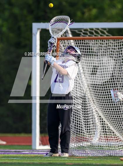 Thumbnail 2 in Yorktown vs Battlefield (VHSL Class 6 State Semifinal) photogallery.