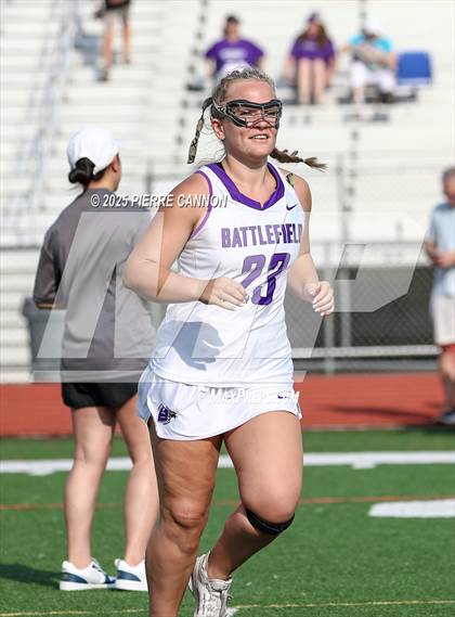 Thumbnail 1 in Yorktown vs Battlefield (VHSL Class 6 State Semifinal) photogallery.