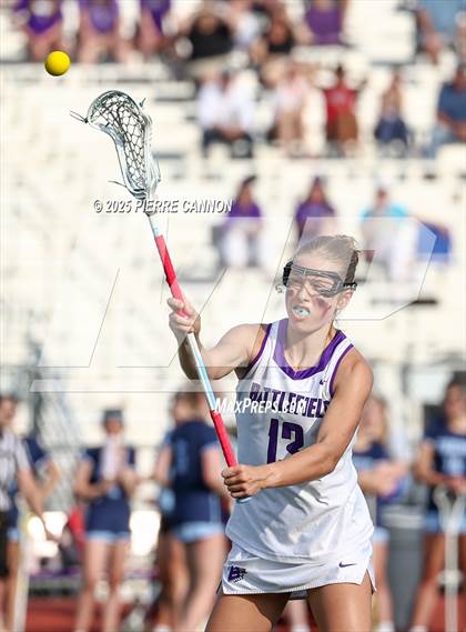 Thumbnail 1 in Yorktown vs Battlefield (VHSL Class 6 State Semifinal) photogallery.
