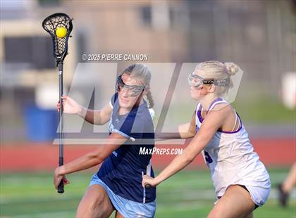 Thumbnail 1 in Yorktown vs Battlefield (VHSL Class 6 State Semifinal) photogallery.