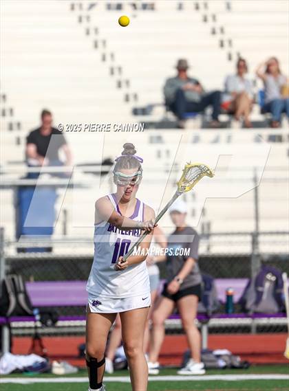 Thumbnail 3 in Yorktown vs Battlefield (VHSL Class 6 State Semifinal) photogallery.