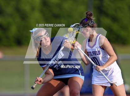 Thumbnail 2 in Yorktown vs Battlefield (VHSL Class 6 State Semifinal) photogallery.