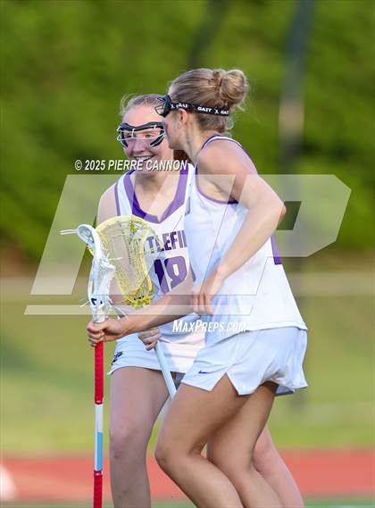Thumbnail 1 in Yorktown vs Battlefield (VHSL Class 6 State Semifinal) photogallery.