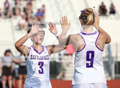 Thumbnail 3 in Yorktown vs Battlefield (VHSL Class 6 State Semifinal) photogallery.
