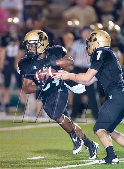 Thumbnail 1 in Hebron @ Abilene photogallery.