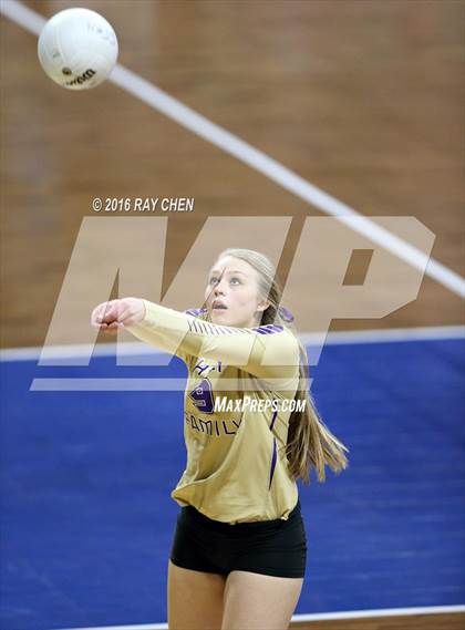 Thumbnail 3 in Holy Family vs. Valor Christian (CHSAA 4A State Tournament) photogallery.