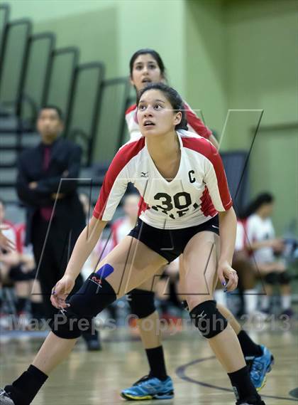 Thumbnail 2 in Taft vs. Venice (CIF LA City Section D2 Final) photogallery.