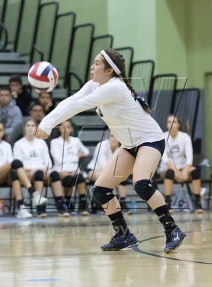 Thumbnail 2 in Taft vs. Venice (CIF LA City Section D2 Final) photogallery.