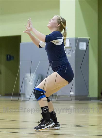 Thumbnail 3 in Taft vs. Venice (CIF LA City Section D2 Final) photogallery.