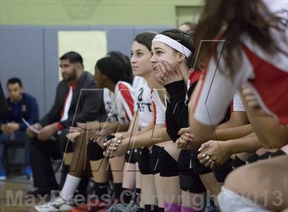 Thumbnail 2 in Taft vs. Venice (CIF LA City Section D2 Final) photogallery.