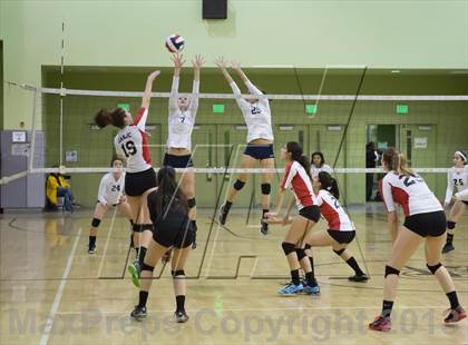 Thumbnail 2 in Taft vs. Venice (CIF LA City Section D2 Final) photogallery.