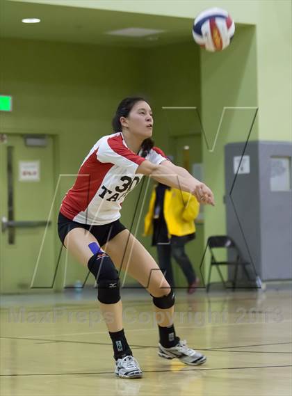 Thumbnail 2 in Taft vs. Venice (CIF LA City Section D2 Final) photogallery.