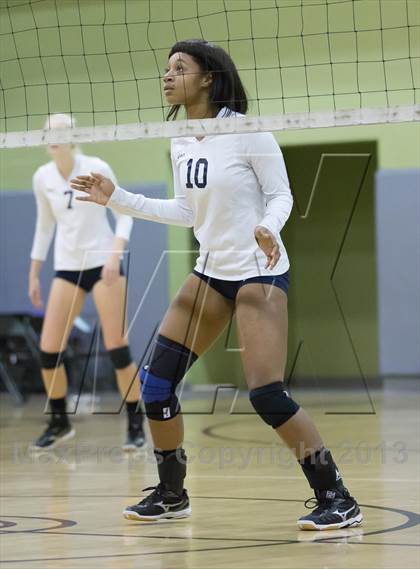 Thumbnail 1 in Taft vs. Venice (CIF LA City Section D2 Final) photogallery.