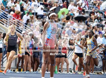 Thumbnail 1 in FHSAA 1A & 3A Finals (4 x 400 Meter) photogallery.