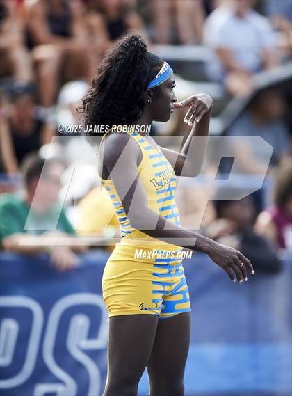 Thumbnail 2 in FHSAA 1A & 3A Finals (4 x 400 Meter) photogallery.