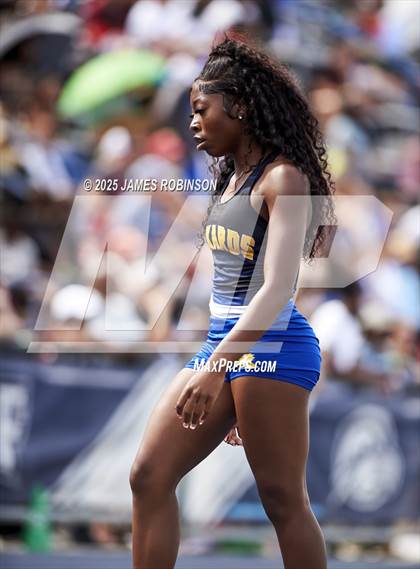 Thumbnail 1 in FHSAA 1A & 3A Finals (4 x 400 Meter) photogallery.