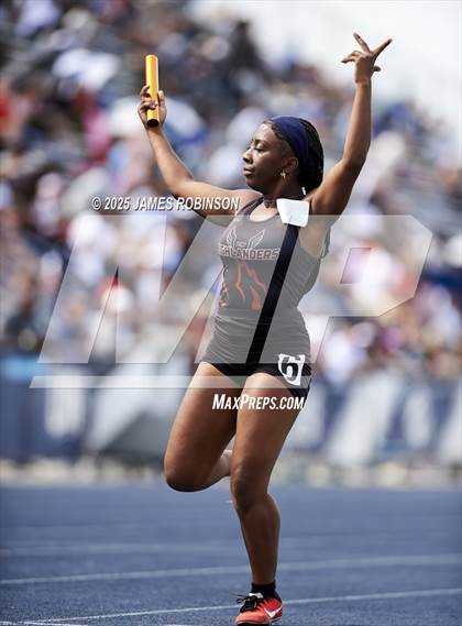 Thumbnail 3 in FHSAA 1A & 3A Finals (4 x 400 Meter) photogallery.