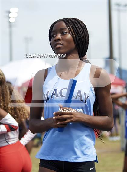 Thumbnail 1 in FHSAA 1A & 3A Finals (4 x 400 Meter) photogallery.