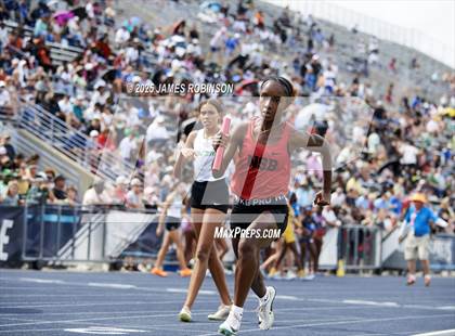 Thumbnail 1 in FHSAA 1A & 3A Finals (4 x 400 Meter) photogallery.