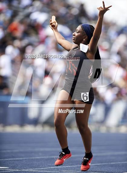 Thumbnail 3 in FHSAA 1A & 3A Finals (4 x 400 Meter) photogallery.