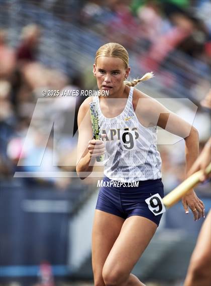 Thumbnail 2 in FHSAA 1A & 3A Finals (4 x 400 Meter) photogallery.