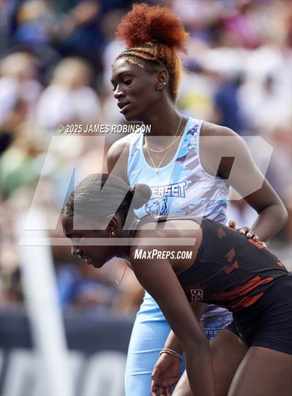 Thumbnail 3 in FHSAA 1A & 3A Finals (4 x 400 Meter) photogallery.