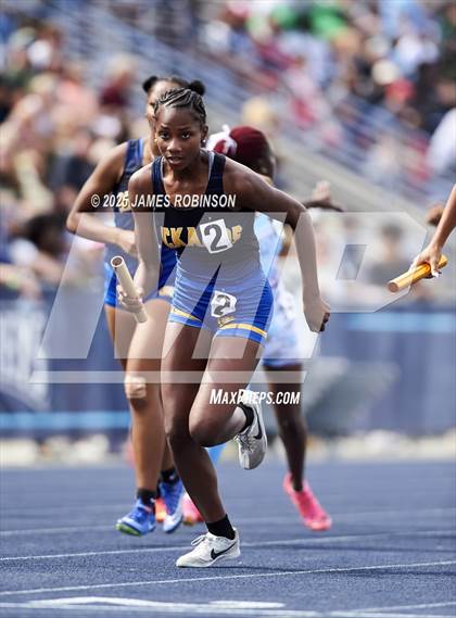 Thumbnail 1 in FHSAA 1A & 3A Finals (4 x 400 Meter) photogallery.
