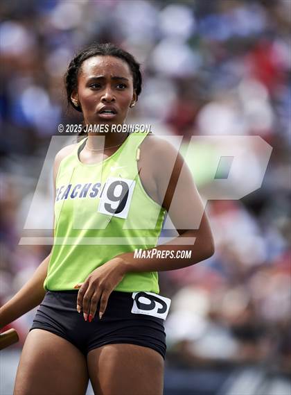 Thumbnail 3 in FHSAA 1A & 3A Finals (4 x 400 Meter) photogallery.