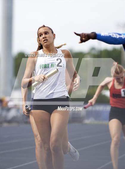 Thumbnail 3 in FHSAA 1A & 3A Finals (4 x 400 Meter) photogallery.