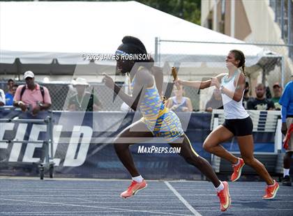 Thumbnail 3 in FHSAA 1A & 3A Finals (4 x 400 Meter) photogallery.