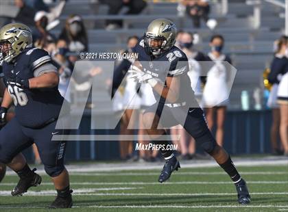 Thumbnail 2 in JV: Mater Dei @ St. John Bosco photogallery.