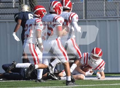 Thumbnail 3 in JV: Mater Dei @ St. John Bosco photogallery.