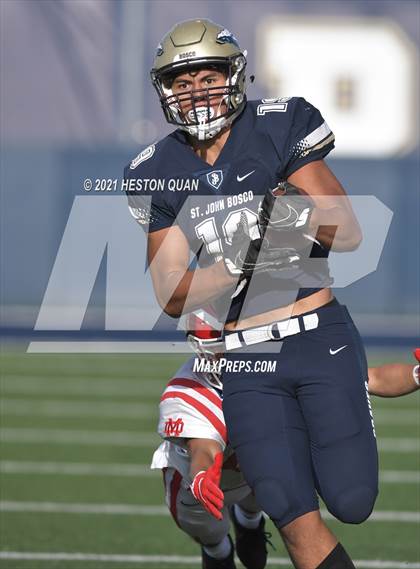 Thumbnail 3 in JV: Mater Dei @ St. John Bosco photogallery.