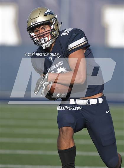 Thumbnail 3 in JV: Mater Dei @ St. John Bosco photogallery.