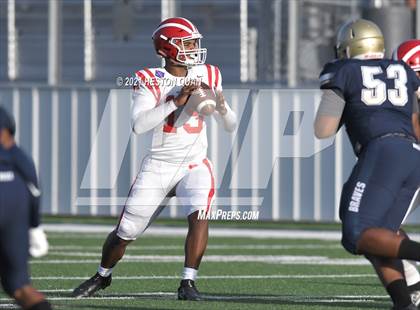 Thumbnail 3 in JV: Mater Dei @ St. John Bosco photogallery.
