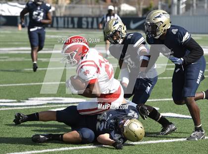 Thumbnail 3 in JV: Mater Dei @ St. John Bosco photogallery.